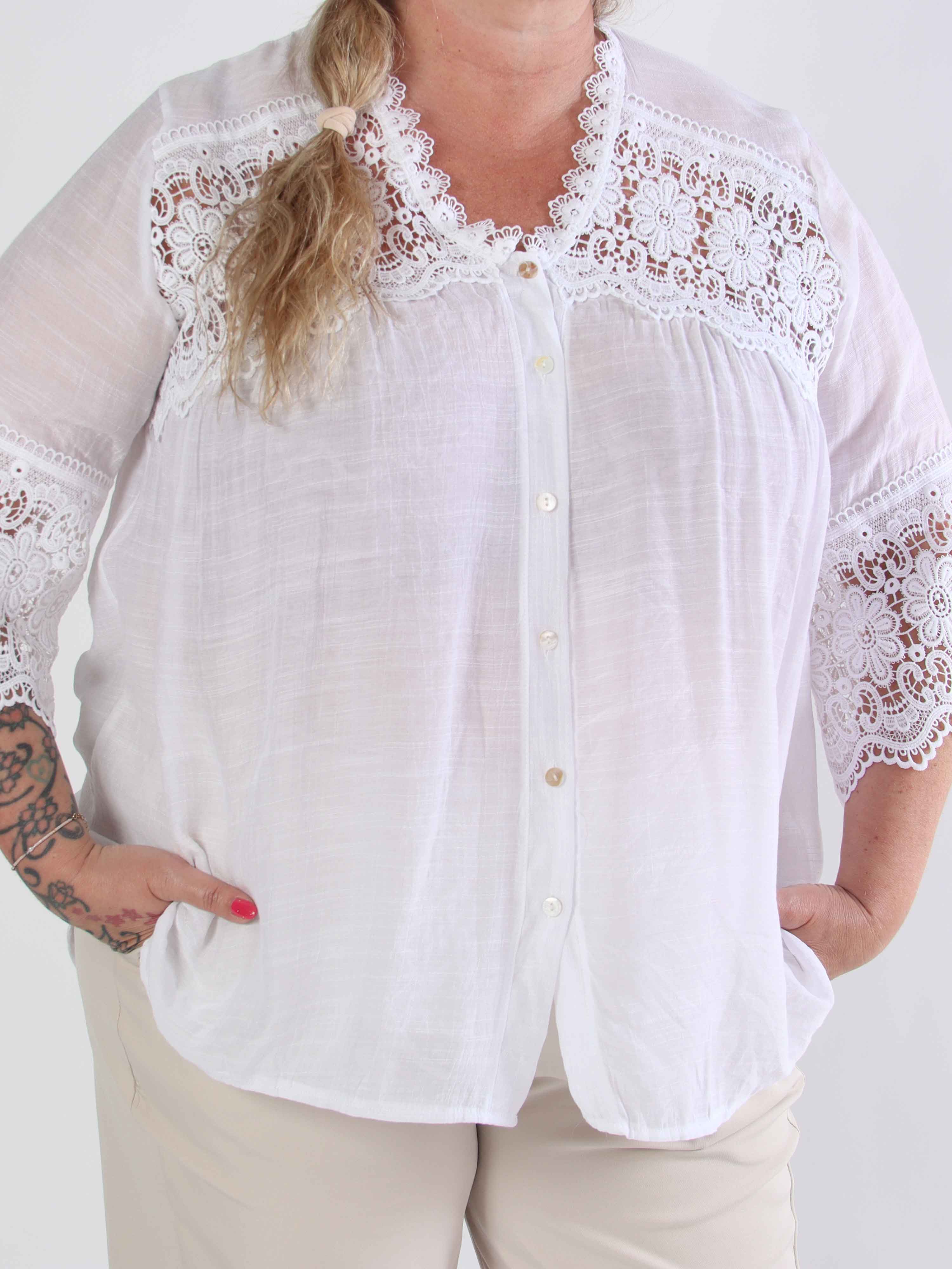 Alva - Sød plus size tunika med søde broderede ærmer